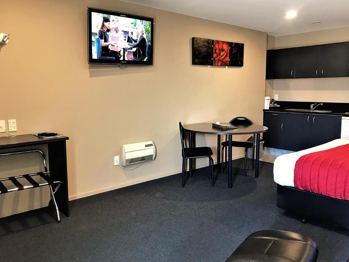 Phoenix Motels Temuka Экстерьер фото