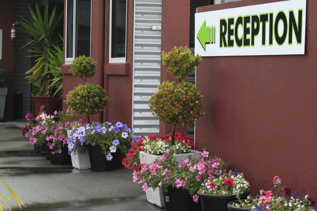 Phoenix Motels Temuka Экстерьер фото